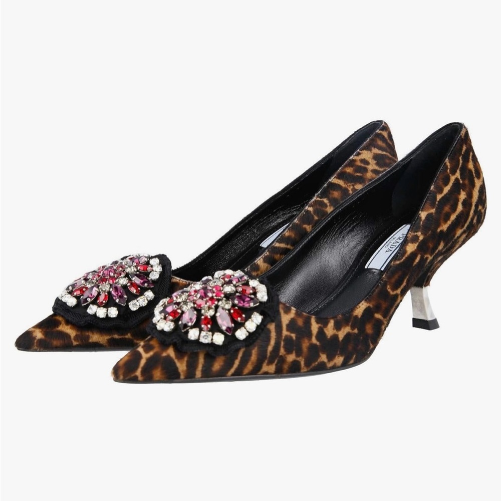 Gorgeous NEW Prada Women's Leather Pumps/Heels size 6.5/36.5